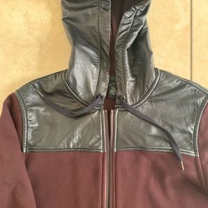 Barely used MARC JACOBS Hoodie. Maroon/black hoody